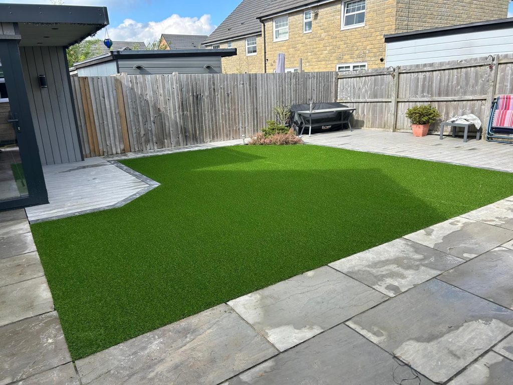 Artificial Grass Installation - photo 1