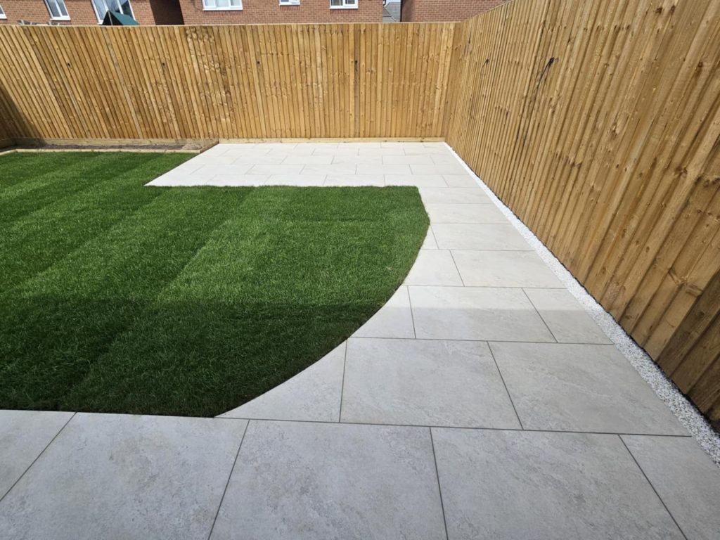 Off-White Porcelain Patio, New Lawn & Borders - photo 1